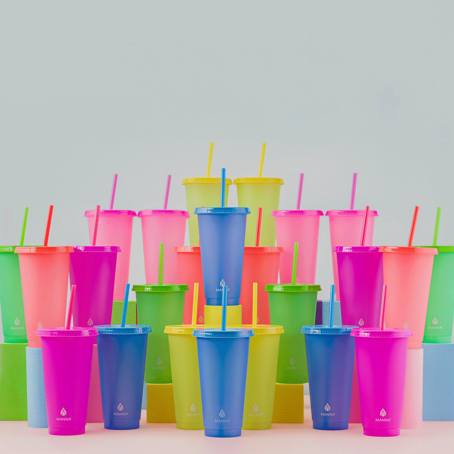 24-piece-original-color-changing-cup-set-z0 A0029811.gif