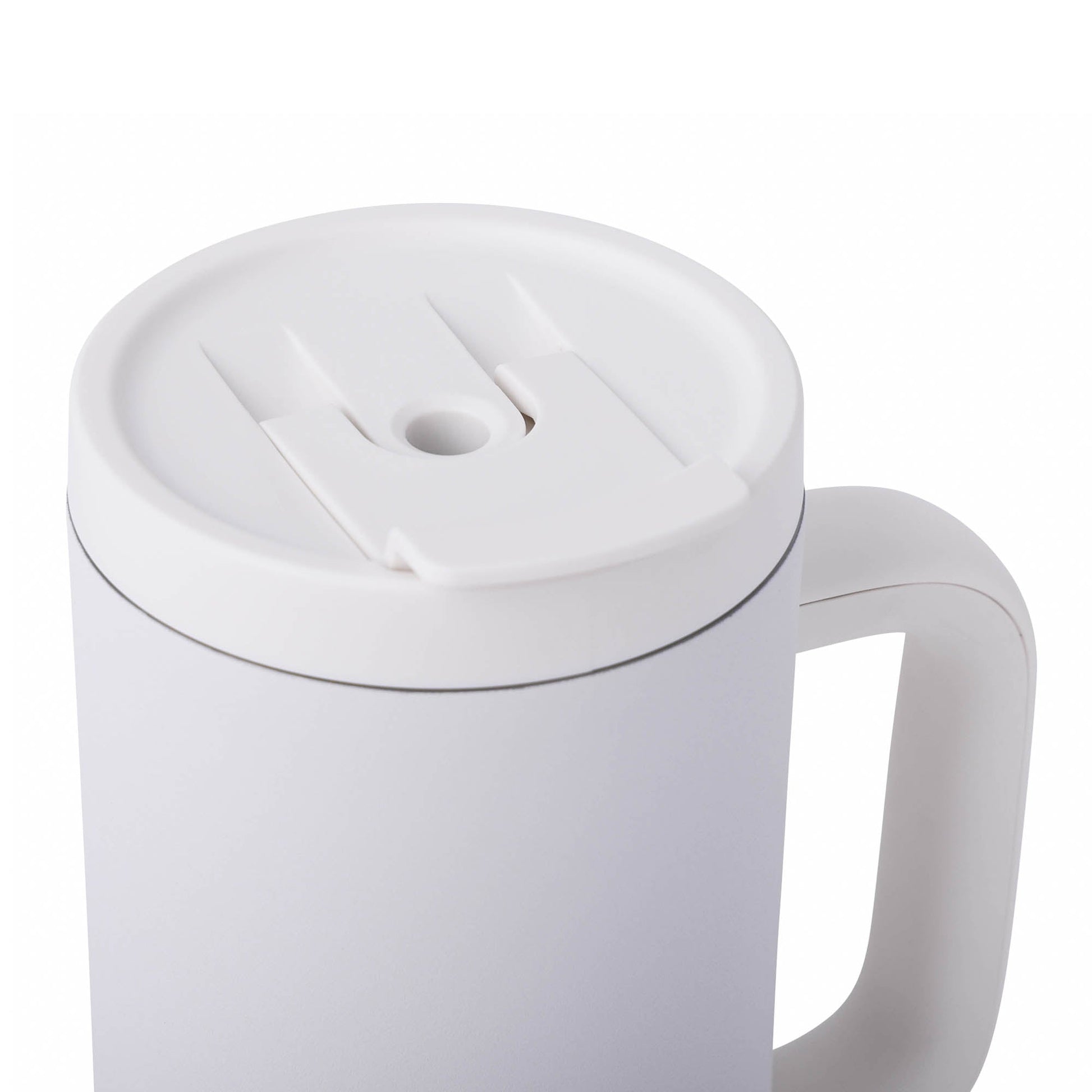 40-oz-leisure-tumbler-q0 CoreHome_MannaHydration_Whites_Raw-42.jpg