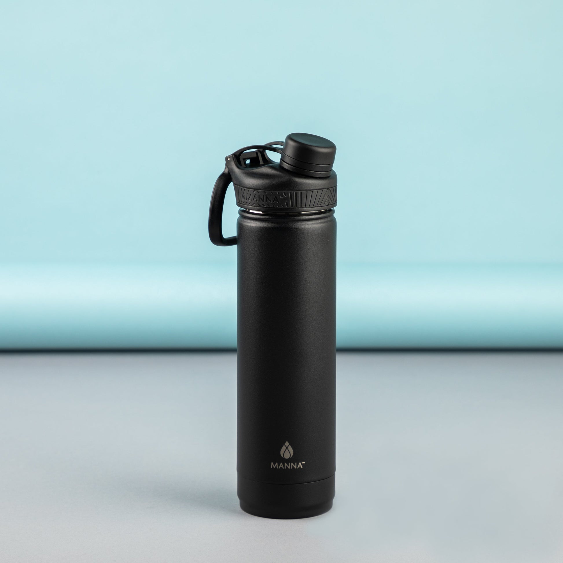 26-oz-saratoga-bottle-c7 MAN_Website_Saratoga_05.jpg